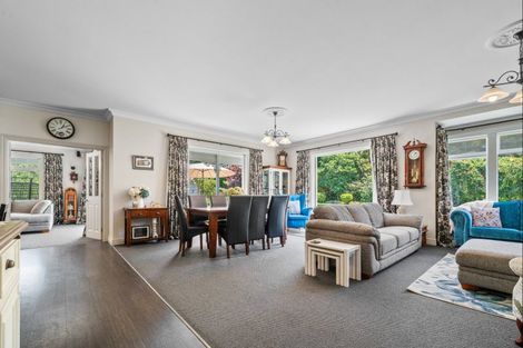 Photo of property in 112 Princess Street, Waitara, 4383