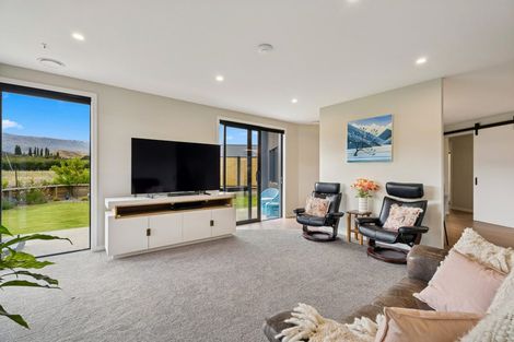 Photo of property in 93 Magnum Drive, Cromwell, 9310