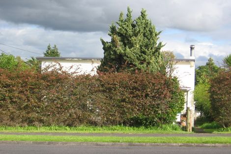 Photo of property in 72 Taikata Road, Te Atatu Peninsula, Auckland, 0610