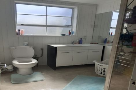 Photo of property in 91 Fairview Avenue, Fairview Heights, Auckland, 0632