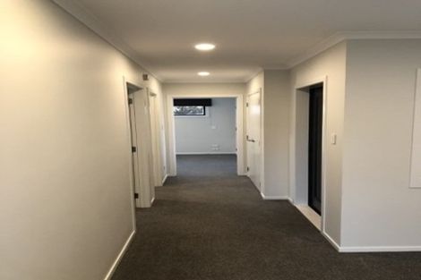 Photo of property in 2/10 Heath Street, Saint Andrews, Hamilton, 3200