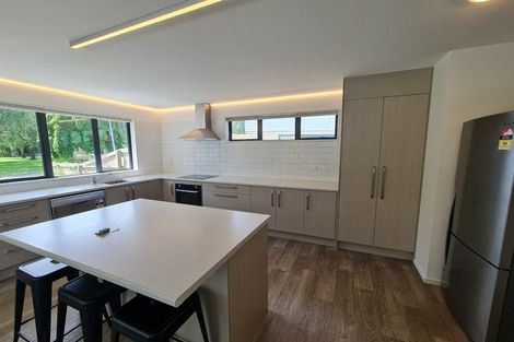 Photo of property in 28 Shand Crescent, Riccarton, Christchurch, 8041