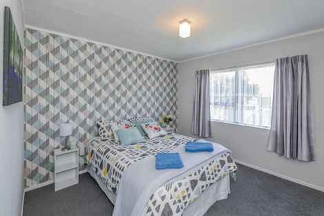 Photo of property in 4 Kirkcaldie Grove, Levin, 5510