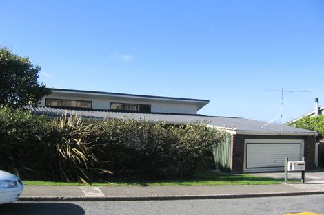 Photo of property in 16 Old Coach Road, Johnsonville, Wellington, 6037
