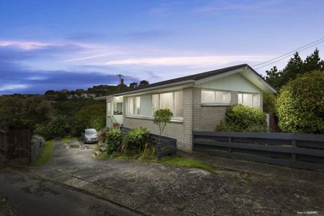 Photo of property in 32 Mark Avenue, Paparangi, Wellington, 6037