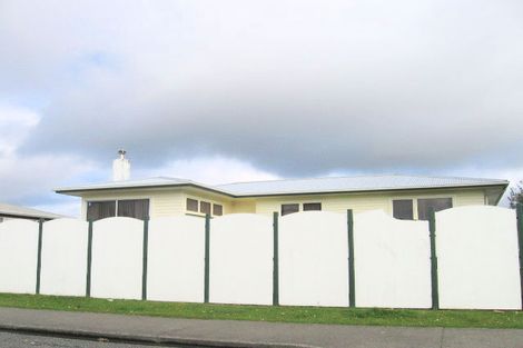 Photo of property in 23 Deal Crescent, Flaxmere, Hastings, 4120