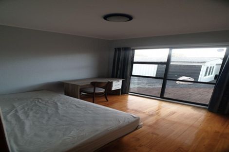 Photo of property in 32 Resolute Way, Papakura, 2110