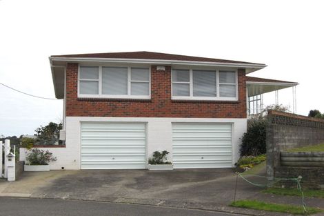 Photo of property in 12 Margaret Place, Merrilands, New Plymouth, 4312
