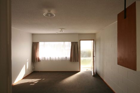 Photo of property in 64a Clayburn Road, Glen Eden, Auckland, 0602