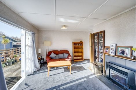 Photo of property in 18 Peterhead Avenue, Flaxmere, Hastings, 4120