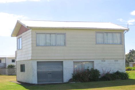 Photo of property in 253 Seaforth Road, Waihi Beach, 3611