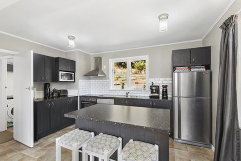 Photo of property in 37 Logie Street, Stokes Valley, Lower Hutt, 5019