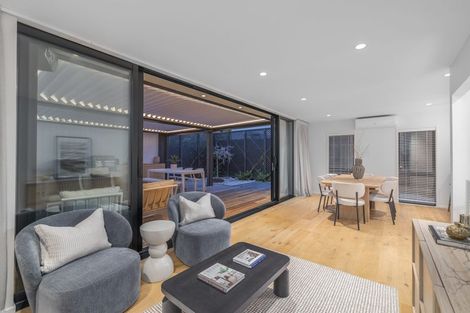 Photo of property in 88a Merivale Lane, Merivale, Christchurch, 8014