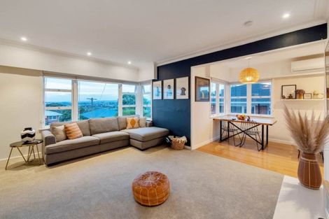 Photo of property in 10 Hamlet Place, Pukekohe, 2120