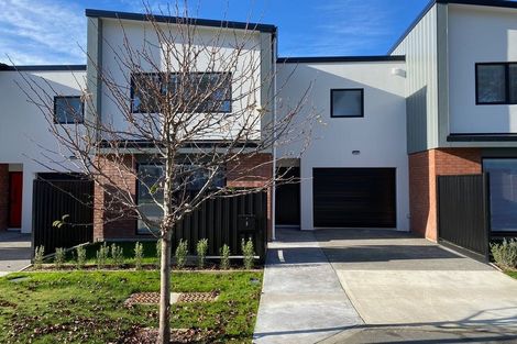 Photo of property in 8 Breakwater Way, Whitby, Porirua, 5024