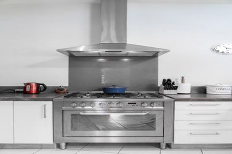 Photo of property in 125 Solomon Street, Brookfield, Tauranga, 3110