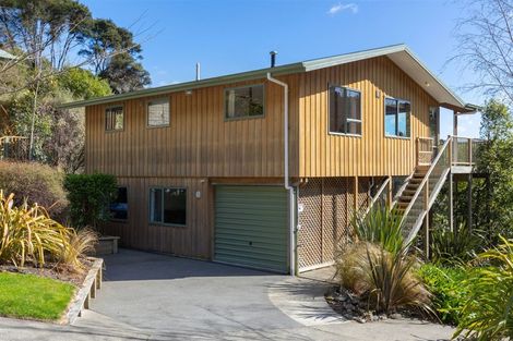 Photo of property in 21 Amelia Crescent, Waikawa, Picton, 7220