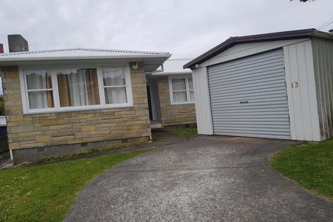 Photo of property in 13 Barclay Street, Newlands, Wellington, 6037