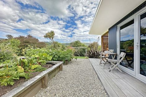 Photo of property in 123 Lisland Drive, Kinloch, Taupo, 3377