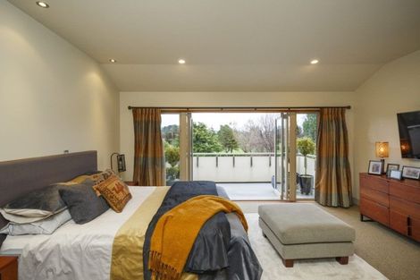Photo of property in 17a Montgomery Terrace, Hokowhitu, Palmerston North, 4410