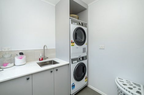 Photo of property in 1832 State Highway 2, Tauwharenikau, Greytown, 5794