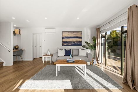 Photo of property in 32a Lucknow Road, Havelock North, 4130