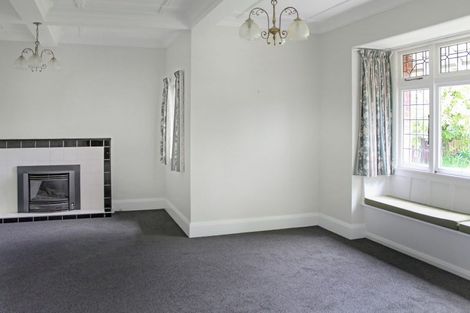 Photo of property in 34 Russell Street, Palmerston North, 4414