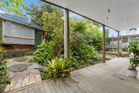 Photo of property in 10 Allender Drive, Torbay, Auckland, 0630