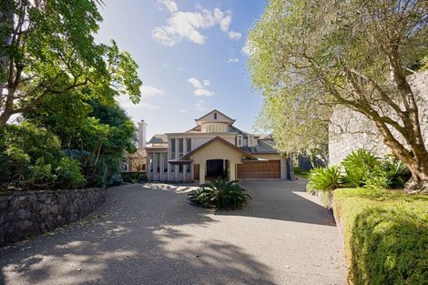 Photo of property in 2/6 Saint Leonards Road, Hauraki, Auckland, 0622