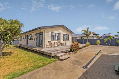 Photo of property in 43 Park Lane, Whitianga, 3510