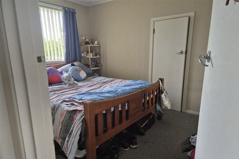 Photo of property in 21 Maui Pomare Street, Blockhouse Bay, Auckland, 0600