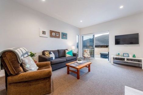 Photo of property in 54 Madison Terrace, Silverdale, 0932