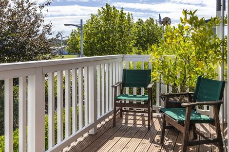 Photo of property in 301 Tauhara Ridge Drive, Richmond Heights, Taupo, 3330