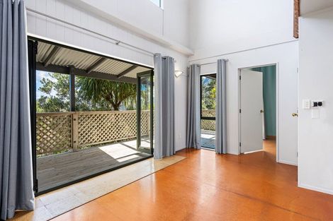 Photo of property in 10 Bay View Road, Whangarei Heads, Whangarei, 0174