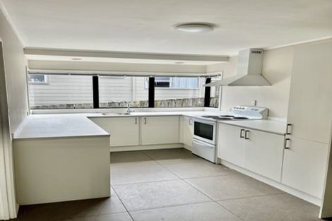 Photo of property in 242a East Coast Road, Forrest Hill, Auckland, 0620