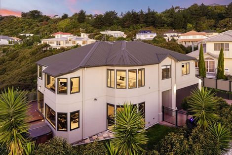 Photo of property in 8 Glengavel Grove, Papakowhai, Porirua, 5024