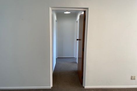 Photo of property in 2/13 Walter Street, Hauraki, Auckland, 0622