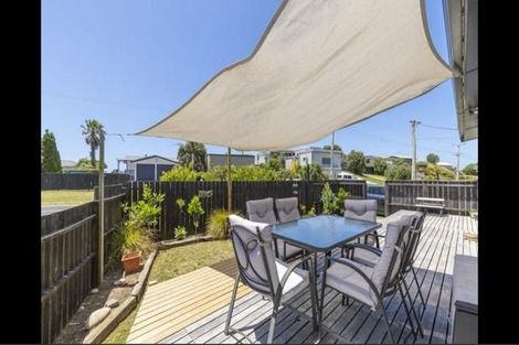 Photo of property in 126 Pukehina Parade, Pukehina, Te Puke, 3189