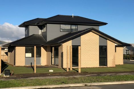 Photo of property in 1 Robalan Close, Halswell, Christchurch, 8025