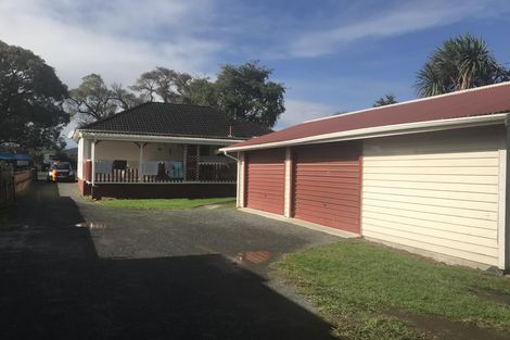 Photo of property in 136 Great South Road, Huntly, 3700