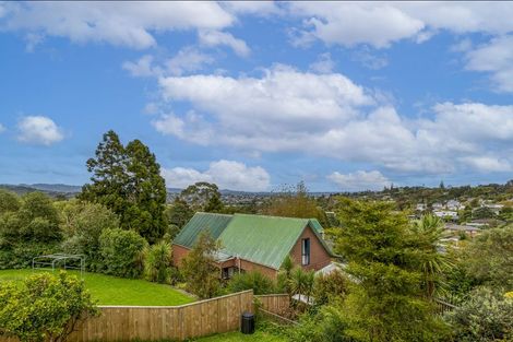 Photo of property in 265 Titirangi Road, Titirangi, Auckland, 0604