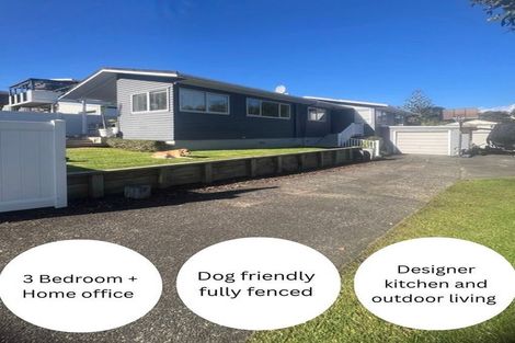 Photo of property in 4 Pavola Grove, Glenfield, Auckland, 0629