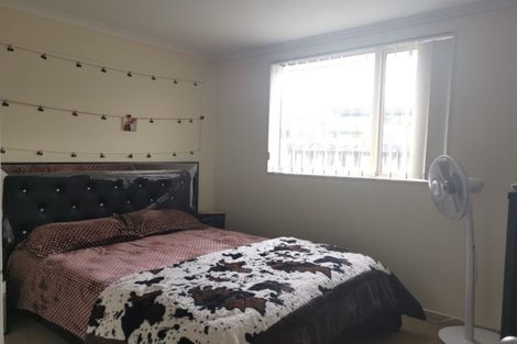 Photo of property in 14 Nykki Place, Papakura, 2110