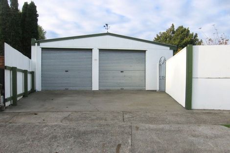 Photo of property in 6 Pukatea Place, Milson, Palmerston North, 4414