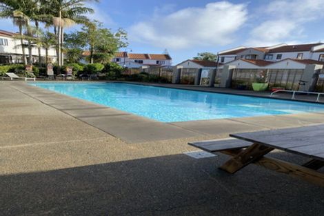 Photo of property in 57/21 Armoy Drive, East Tamaki, Auckland, 2016