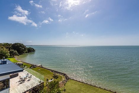 Photo of property in 8a Crispe Road, Clarks Beach, 2122