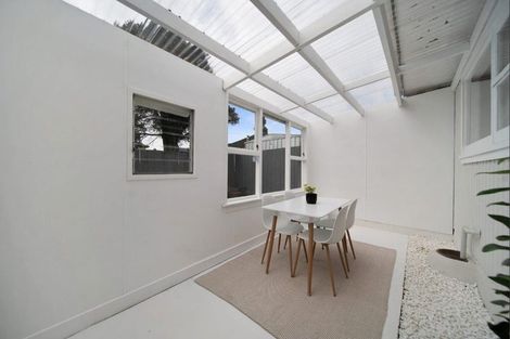 Photo of property in 4/49 Russell Road, Manurewa, Auckland, 2102