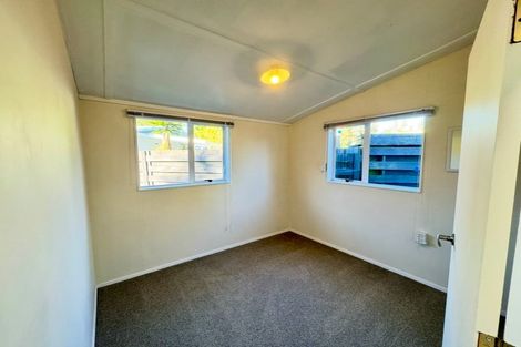 Photo of property in 5a Newton Place, Westbrook, Palmerston North, 4412