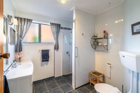 Photo of property in 122 Gladstone Terrace, Gladstone, Invercargill, 9810