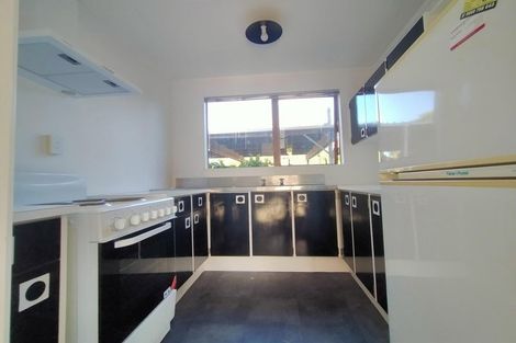 Photo of property in 12 Pohutukawa Place, Ellerslie, Auckland, 1051